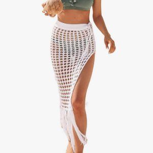 White Knit Tassle Skirt Beach Cover Up - Size Large
